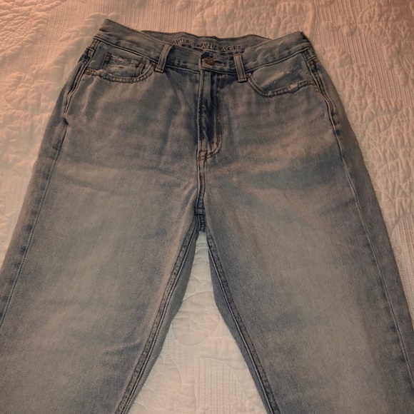 American Eagle Outfitters Denim - Blue American Eagle Mom Jeans